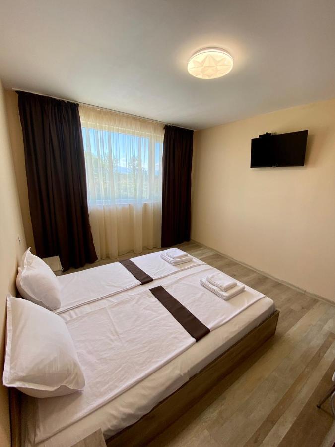 Hotel Sunrise Kalekovets Eksteriør billede