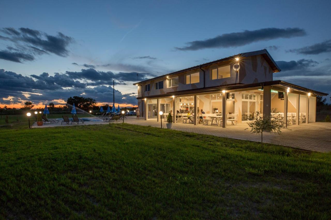Hotel Sunrise Kalekovets Eksteriør billede
